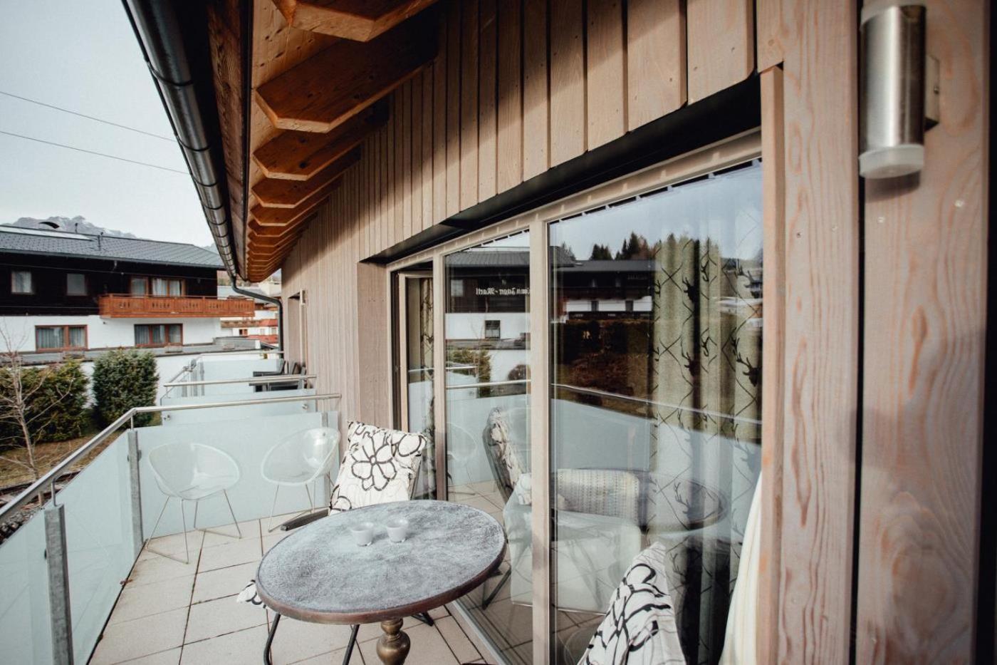 Ferienwohnung Residenz JANET by MoniCare Seefeld in Tirol Exterior foto